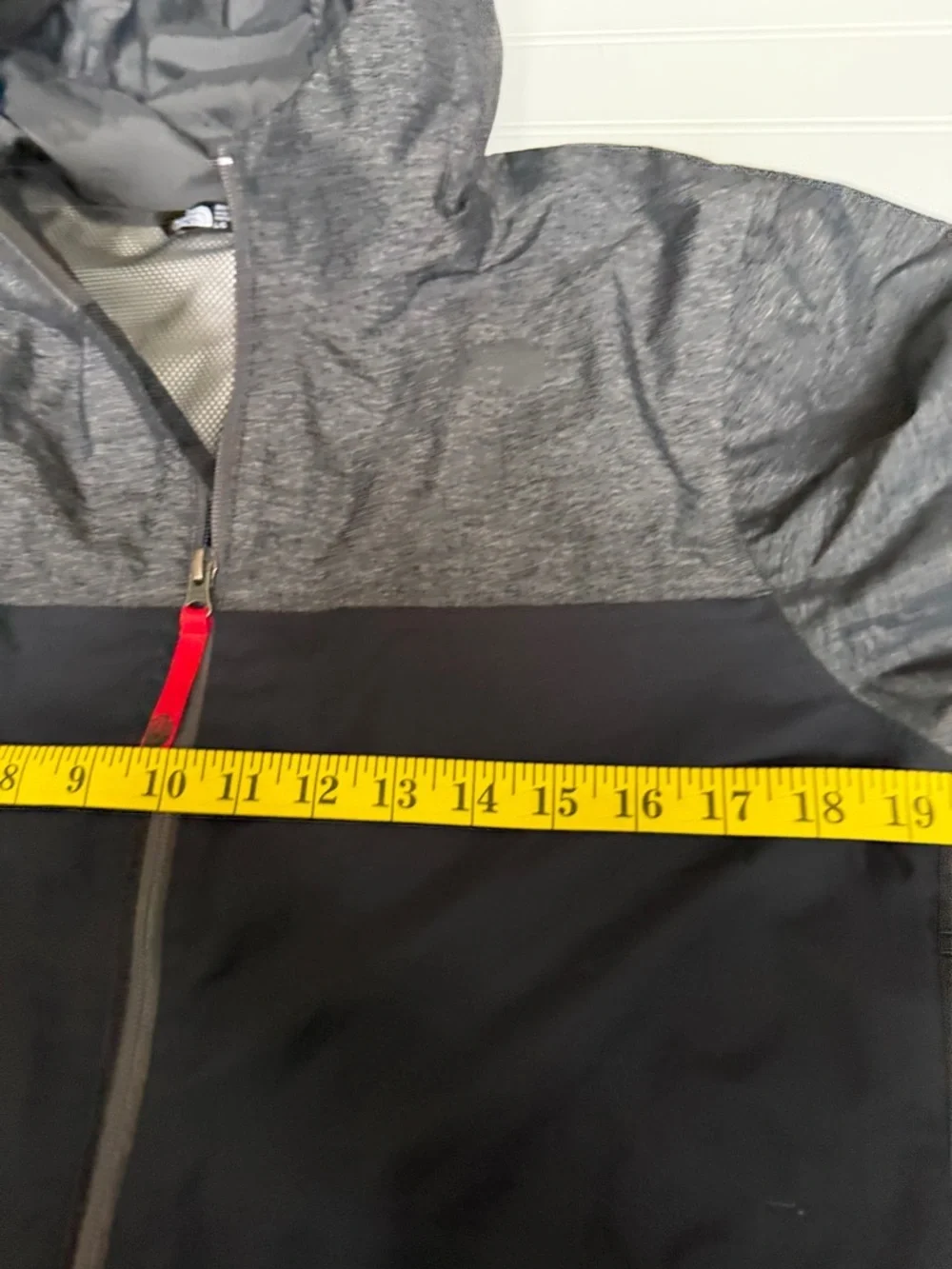 (172)The North Face Kids' Two-Tone Gray & Black Raincoat with Red Accents